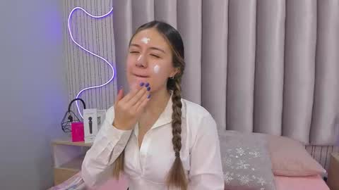 Snapshot of samanthapeachs chatting on 7, 1, 2026 Alejandra online show from 7, 1, 2026