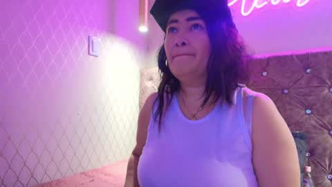 Snapshot of samanthasyedx chatting on 18, 5, 2026 samanthasyedx online show from 18, 5, 2026