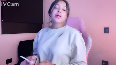 Snapshot of samara_lam chatting on 12, 3, 2025 Sammy  online show from 12, 3, 2025