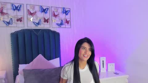 Snapshot of samara_warren chatting on 11, 2, 2026 Samara Warren online show from 11, 2, 2026