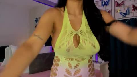 Snapshot of samara_warren chatting on 24, 2, 2026 Samara Warren online show from 24, 2, 2026