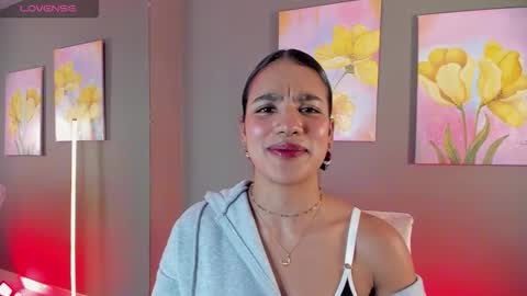 Snapshot of samarhagomez chatting on 18, 11, 2025 Samarha Gomez online show from 18, 11, 2025