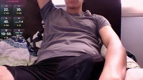 Snapshot of samblaze_21 chatting on 24, 4, 2026 samblade online show from 24, 4, 2026