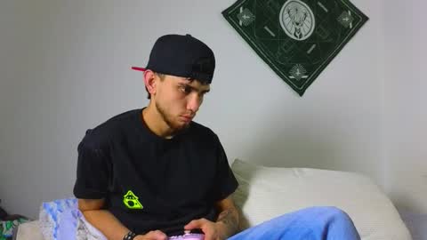 Snapshot of samevansx chatting on 17, 12, 2025 samevansx online show from 17, 12, 2025