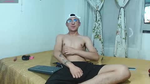 Snapshot of samfox_ chatting on 19, 9, 2025 SAM online show from 19, 9, 2025