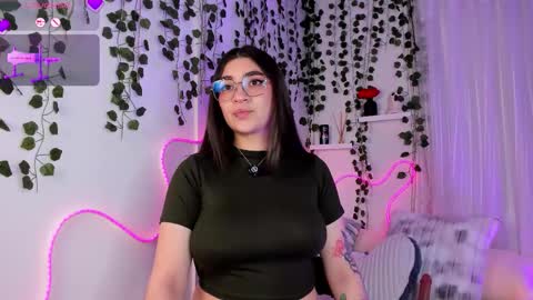 Snapshot of samii_evans chatting on 22, 3, 2026 samii evans online show from 22, 3, 2026