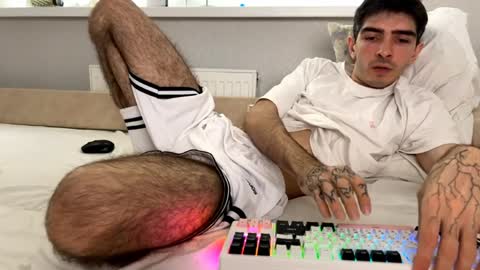 Snapshot of samiliken chatting on 4, 4, 2026 Sam online show from 4, 4, 2026