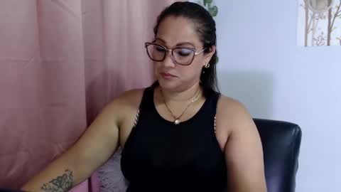 Snapshot of samira_lennox chatting on 18, 4, 2026 SAMIRA online show from 18, 4, 2026