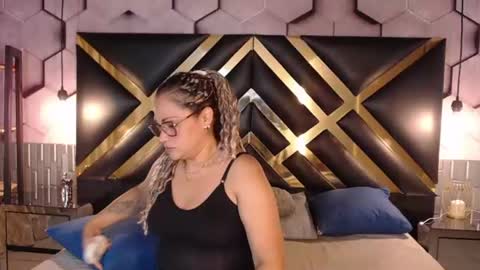 Snapshot of samira_lennox chatting on 29, 6, 2026 SAMIRA online show from 29, 6, 2026