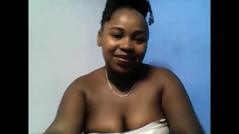 Snapshot of samirah_69 chatting on 6, 5, 2026 samirah_69 online show from 6, 5, 2026