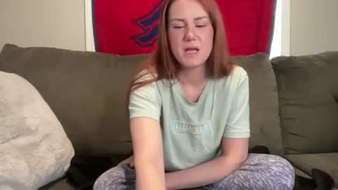 Snapshot of sammieplays chatting on 1, 4, 2026 Playful Sammie online show from 1, 4, 2026