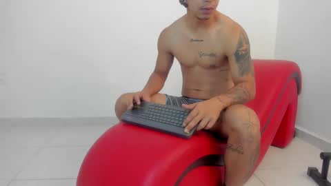 Snapshot of sammy_and_mike_ls chatting on 18, 1, 2026 Sophie y Mark online show from 18, 1, 2026