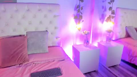 Snapshot of sammy_scott1 chatting on 22, 11, 2025 Samantha online show from 22, 11, 2025