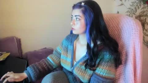   online show from 24, 10, 2025