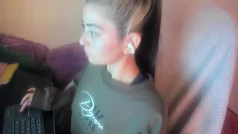 Snapshot of sammysammy_ chatting on 25, 6, 2026 online show from 25, 6, 2026