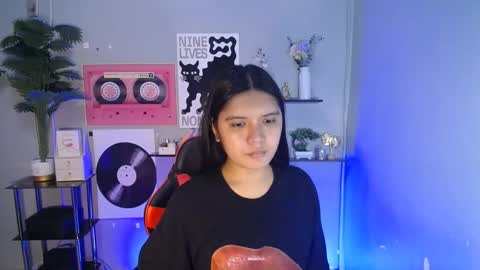 Snapshot of sampaguita_pinayxx chatting on 9, 4, 2026 SOFIA online show from 9, 4, 2026