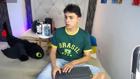 Snapshot of samu_foxxx chatting on 6, 4, 2026 SAMU online show from 6, 4, 2026