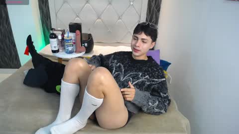 Snapshot of samu_foxxx chatting on 7, 4, 2026 SAMU online show from 7, 4, 2026