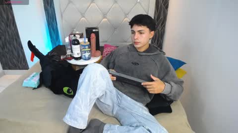 Snapshot of samu_foxxx chatting on 8, 4, 2026 SAMU online show from 8, 4, 2026