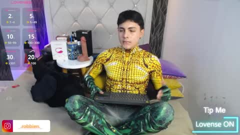 Snapshot of samu_foxxx chatting on 9, 4, 2026 SAMU online show from 9, 4, 2026