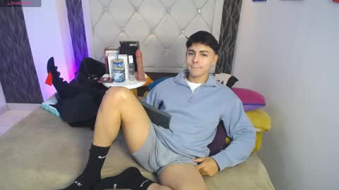 Snapshot of samu_foxxx chatting on 11, 4, 2026 SAMU online show from 11, 4, 2026