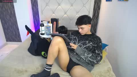 Snapshot of samu_foxxx chatting on 13, 4, 2026 SAMU online show from 13, 4, 2026