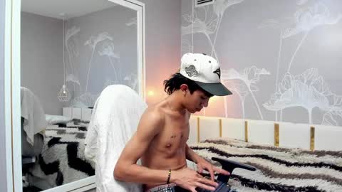 Snapshot of samu_jenssen chatting on 2, 5, 2026 SAMU online show from 2, 5, 2026