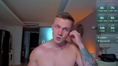 Snapshot of samuel_andrew chatting on 6, 4, 2026 Samuel online show from 6, 4, 2026