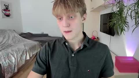Snapshot of samuel_clark chatting on 20, 10, 2025 Sam online show from 20, 10, 2025