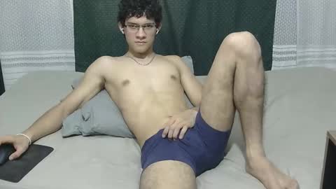 samuel_hills_ii online show from 18, 12, 2025