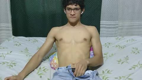 Snapshot of samuel_hills_ii chatting on 5, 3, 2026 samuel_hills_ii online show from 5, 3, 2026