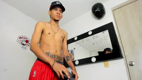 Snapshot of samuel_suarez chatting on 28, 4, 2026 online show from 28, 4, 2026