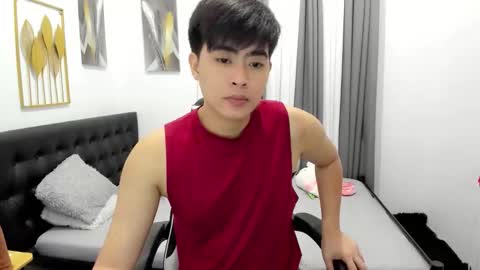 Snapshot of samuelangelo chatting on 5, 4, 2026 Sam online show from 5, 4, 2026