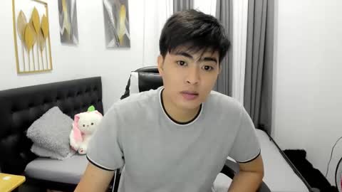 Snapshot of samuelangelo chatting on 6, 4, 2026 Sam online show from 6, 4, 2026