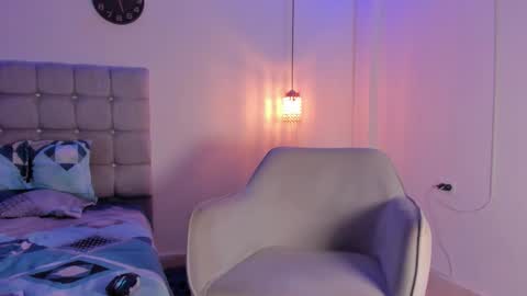 Snapshot of samxx_muscle chatting on 15, 9, 2025 samxx_muscle online show from 15, 9, 2025