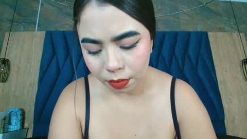 Snapshot of samy_grey01 chatting on 12, 9, 2025 S A M Y G R E Y online show from 12, 9, 2025