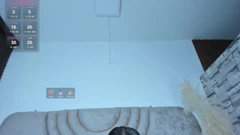 Snapshot of samy_grey01 chatting on 15, 12, 2025 S A M Y G R E Y online show from 15, 12, 2025