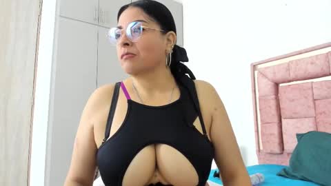 Snapshot of samy_nix chatting on 13, 2, 2025 SAMY online show from 13, 2, 2025