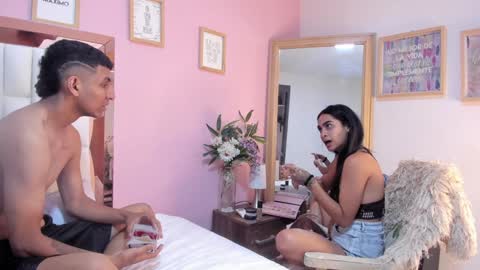 Snapshot of sander_mila chatting on 24, 12, 2024 MilaSander online show from 24, 12, 2024