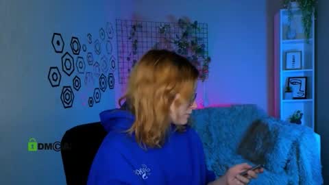 sandi_eavis online show from 6, 1, 2026