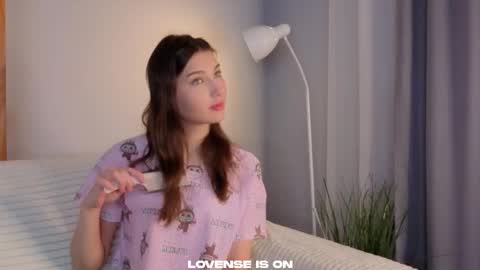 Snapshot of sandili chatting on 5, 12, 2025 Isabel but you can call me Bella online show from 5, 12, 2025