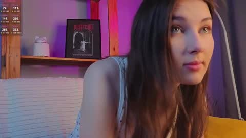 Snapshot of sandili chatting on 16, 12, 2025 Isabel but you can call me Bella online show from 16, 12, 2025