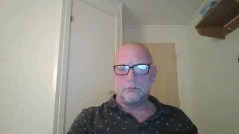 sandnesrune523 online show from 18, 1, 2026