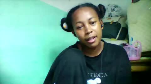 Snapshot of sandra1253099 chatting on 27, 10, 2025 sandra1253099 online show from 27, 10, 2025