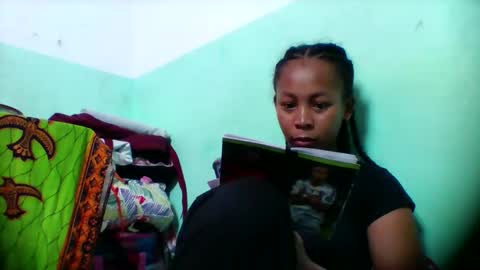 Snapshot of sandra1253099 chatting on 16, 12, 2025 sandra1253099 online show from 16, 12, 2025