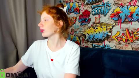 Snapshot of sandra__wilson chatting on 19, 9, 2025 Sandra online show from 19, 9, 2025