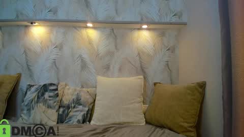 Snapshot of sandra__wilson chatting on 7, 11, 2025 Sandra online show from 7, 11, 2025