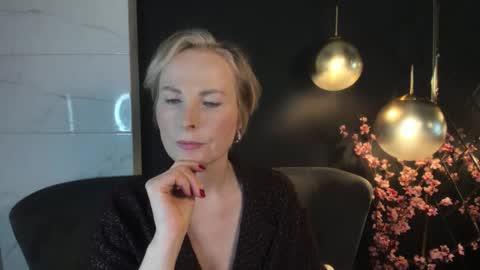 Snapshot of sandra_kind chatting on 25, 1, 2025 Sandra online show from 25, 1, 2025
