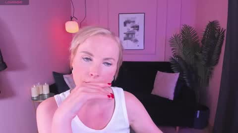 Snapshot of sandra_kind chatting on 26, 1, 2025 Sandra online show from 26, 1, 2025