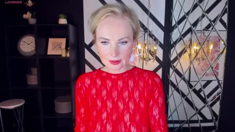 Snapshot of sandra_kind chatting on 10, 2, 2025 Sandra online show from 10, 2, 2025